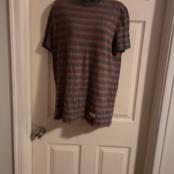 Levi's striped T-shirt size LG 5/$25 - Picture 1 of 3